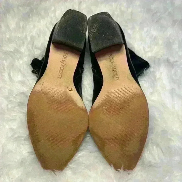 SOLE SOCIETY Soft Black Leather Pointed Toe w Zipper Med Heel Ankle Boot Size 7M - Picture 8 of 11